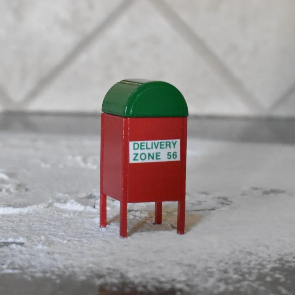Snow Village MAIL BOX Department 56 hand Painted Metal Accessory - Picture 2 of 4